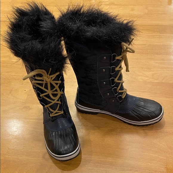 Sorel Shoes - Sorel Navy Blue Black Faux Fur Lace Up Winter Boots Tan Laces Size 8 Waterproof